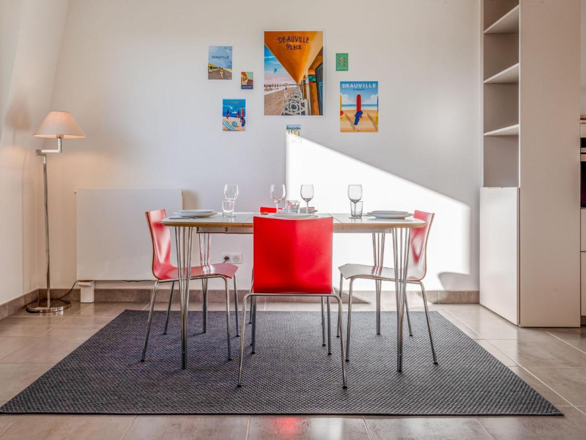 Apartment Les Arts-2 By Interhome Deauville Luaran gambar